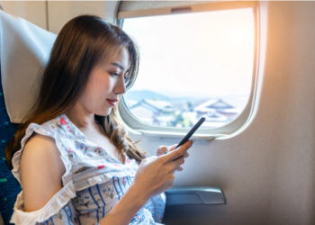 13 mẹo để biến chuyến bay hạng phổ thông thành trải nghiệm hạng nhất