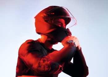 Các dòng sản phẩm mới của bộ sưu tập T- Race – kỉ niệm 75 năm thành lập giải đua xe MotoGP