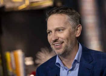 CEO chia sẻ mẹo số 1 để thực hiện những bước chuyển mình trong sự nghiệp: Hãy tin vào trực giác của mình trước lời khuyên của mọi người