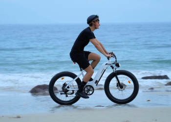 Dù chỉ có giá bằng một chiếc Honda Wave RSX FI nhưng mẫu xe đạp điện này có thể đưa bạn vượt qua mọi địa hình!