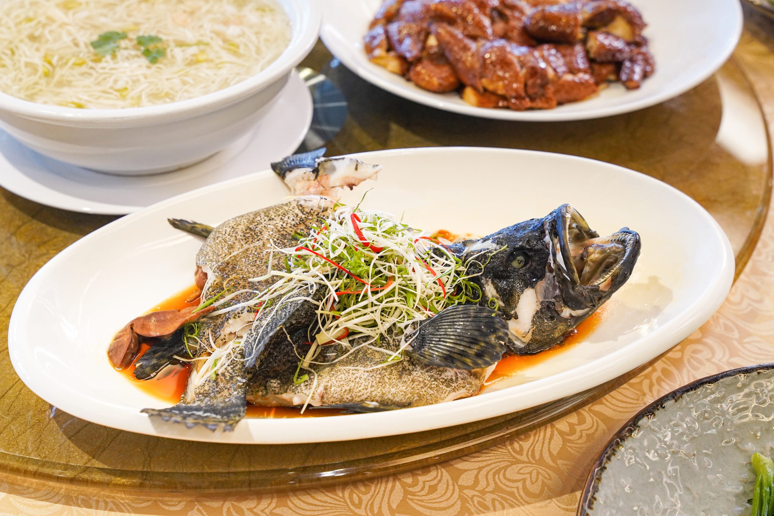 Cá mú trân châu hấp Hong Kong