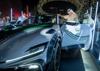 Cảnh sát Dubai biên chế thêm mẫu siêu xe SUV Ferrari Purosangue Mansory