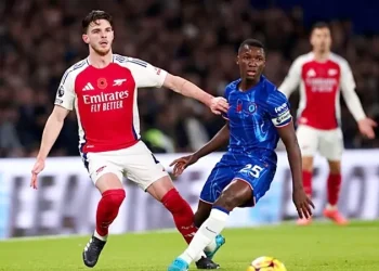 Declan Rice và Moises Caicedo trong cuộc chiến của sự thật