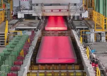 Nhà máy công suất 1 triệu tấn gây chấn động: “Hàng xóm” của Việt Nam lại lập kỷ lục “vô tiền khoáng hậu”