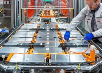 Pin xe điện thế hệ mới giúp xe nhẹ, chạy hơn 1.000 km/sạc và giá rẻ