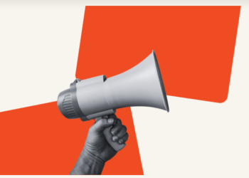 Marketing tương lai không phải con người đấu với AI — mà là con người kết hợp với AI