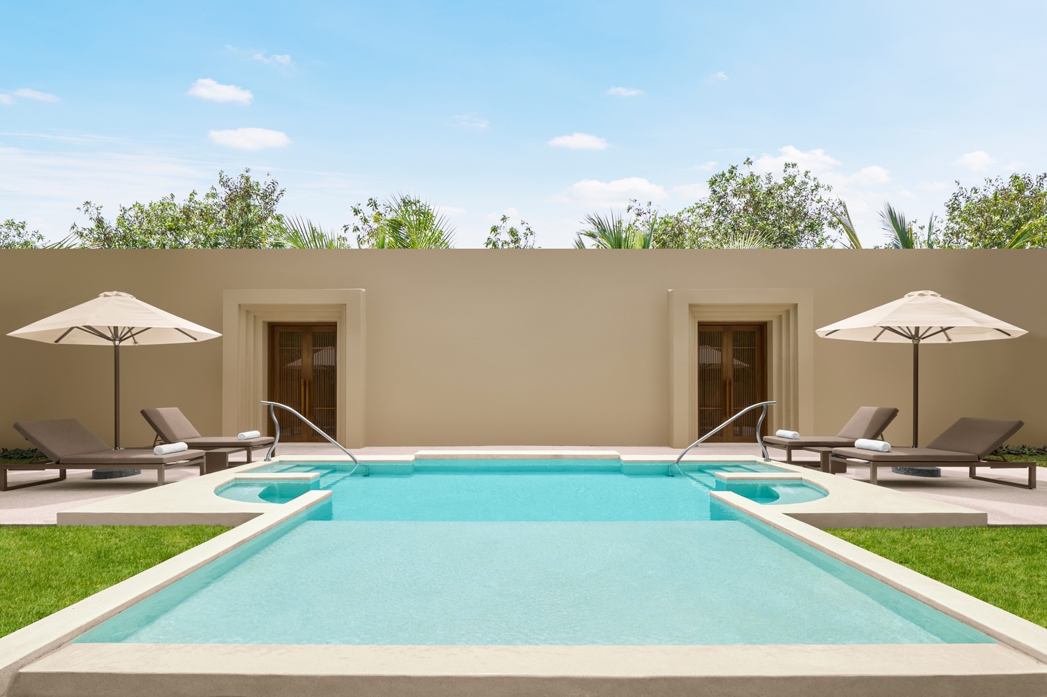 Bể thủy trị liệu hồi phục tại Spa by JW
