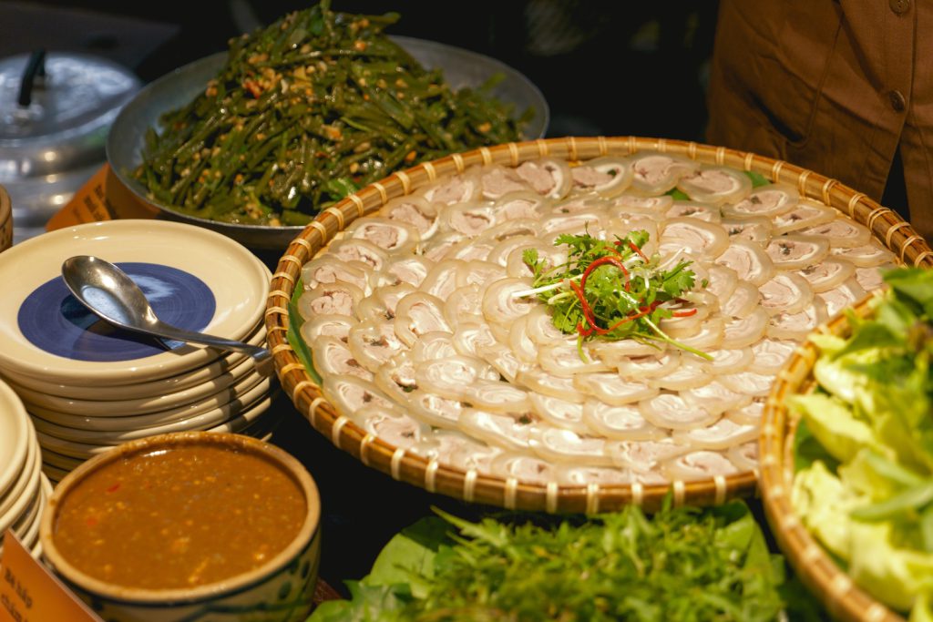 Bê hấp chấm tương Nam Đàn