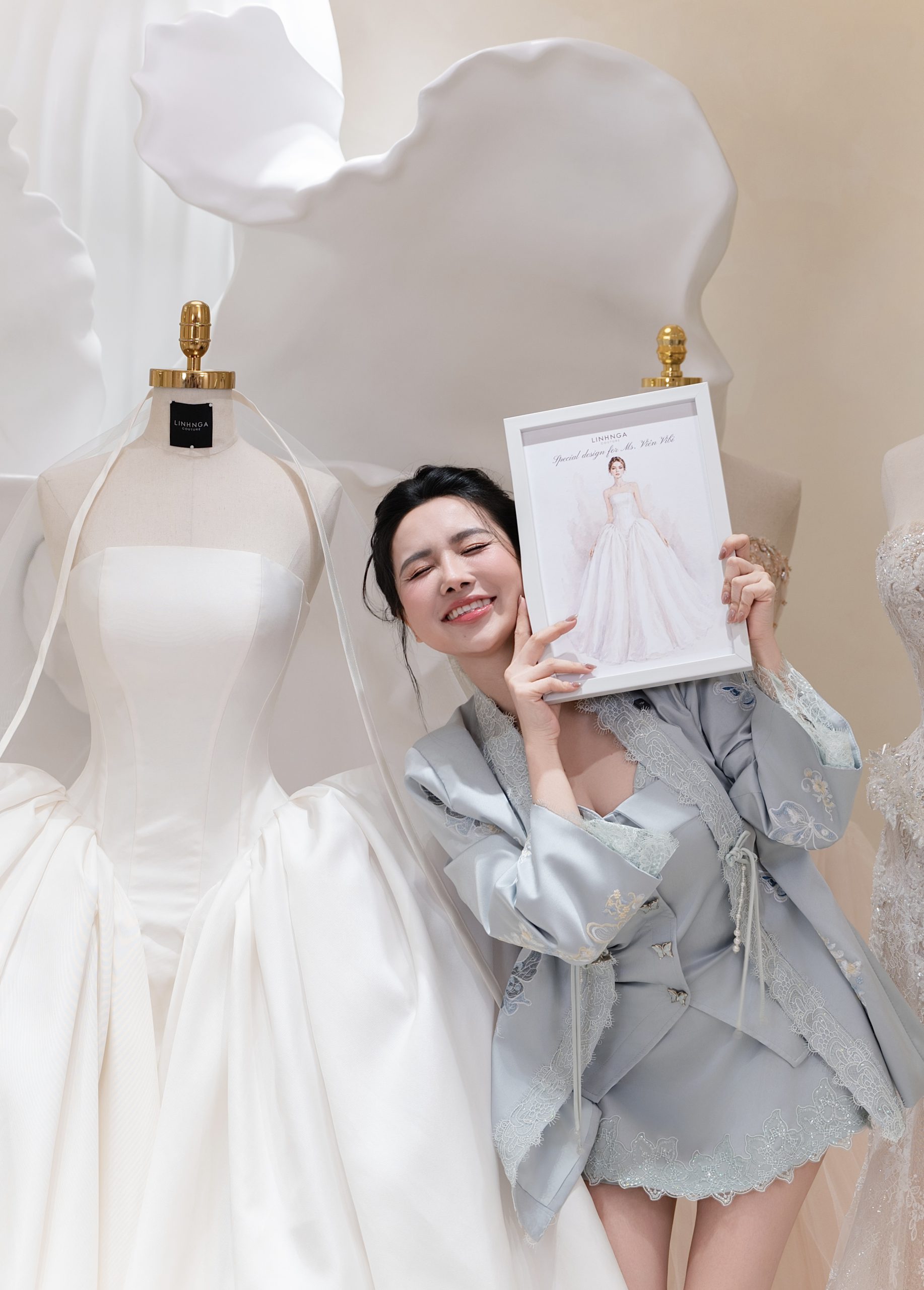 Thiết kế đầu tiên Linh Nga Couture thực hiện riêng cho Viên Vibi