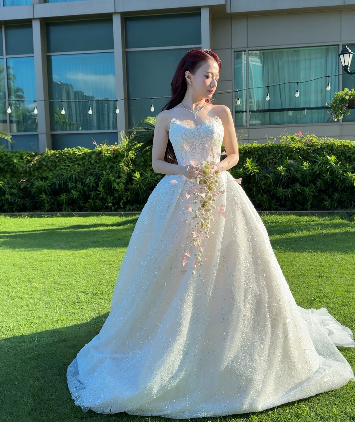 Linh Nga Couture đã định hình dấu ấn riêng qua những thiết kế váy cưới và couture độc bản