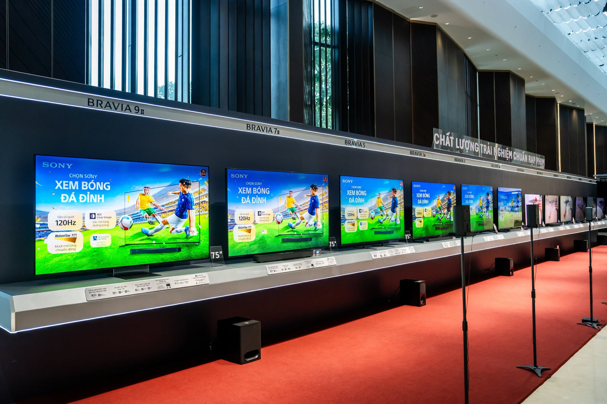 BRAVIA Theatre giúp âm thanh tương xứng với màn hình lớn