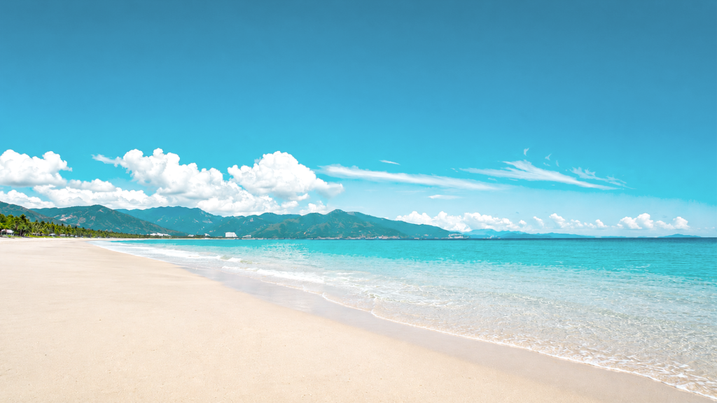 Radisson Blu Resort Cam Ranh chỉ cách vài bước chân đến bờ cát vàng tuyệt đẹp của Bãi Dài