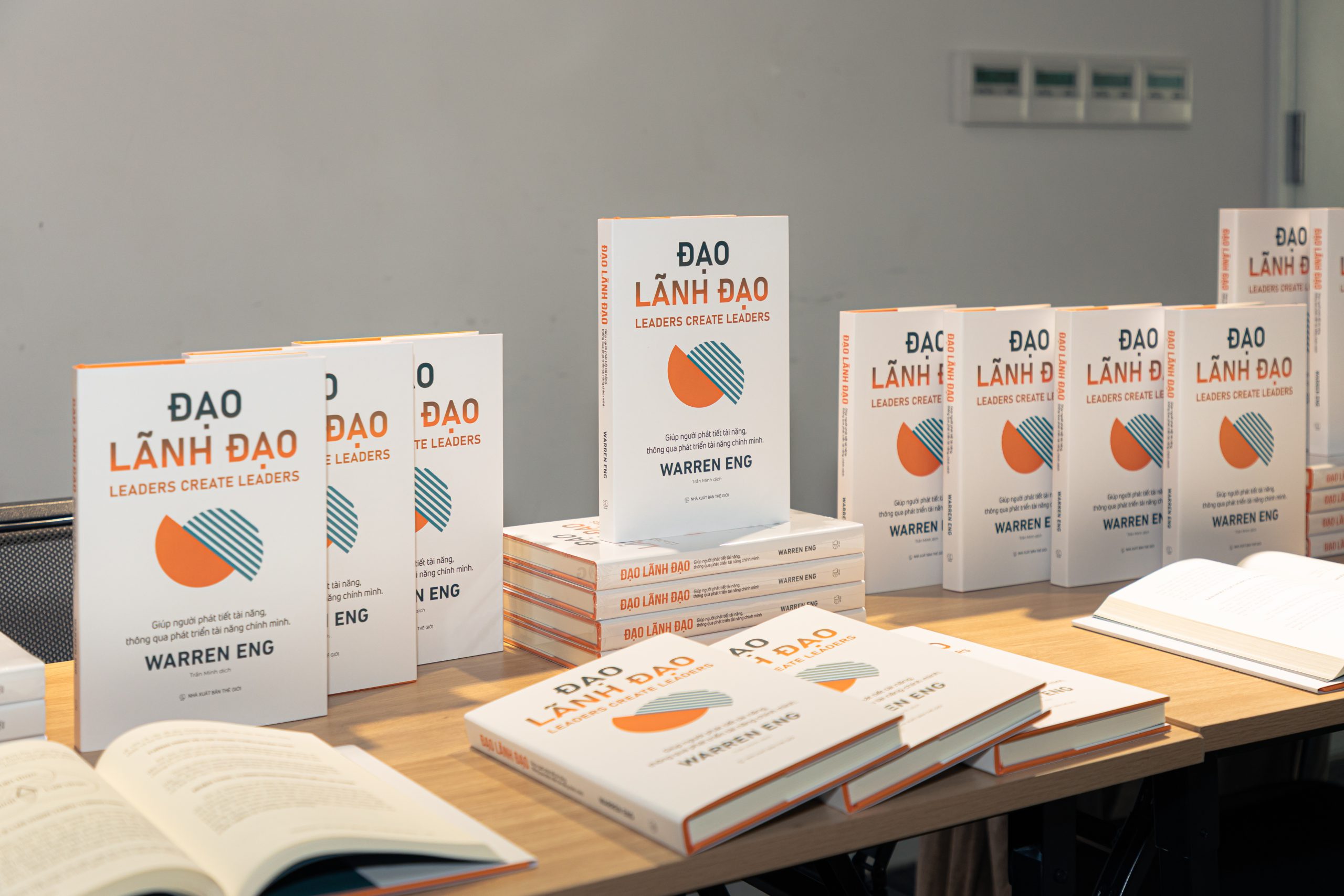 “Đạo Lãnh Đạo” dẫn dắt người đọc đi qua 4 câu hỏi có khả năng làm mới tư duy lãnh đạo.